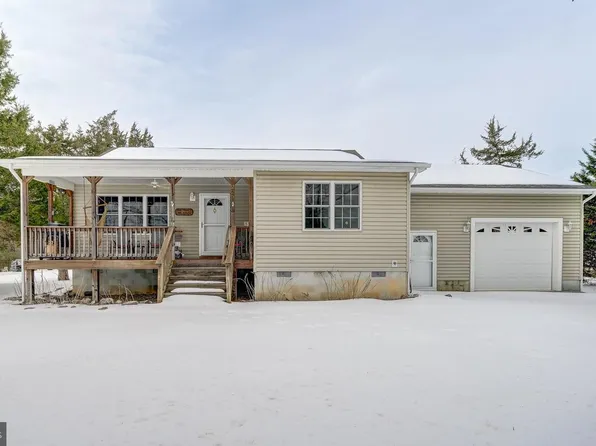 225 Lakeview Dr, Mineral, VA 23117