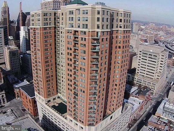 3rd image of 414 Water St Unit 1403