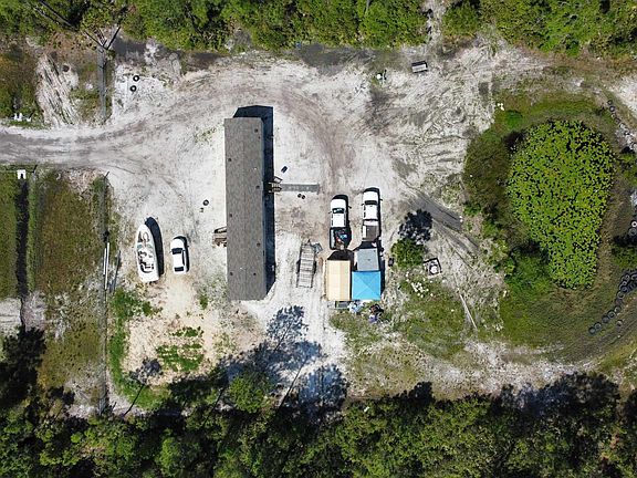 3rd image of 134 E Alachua St