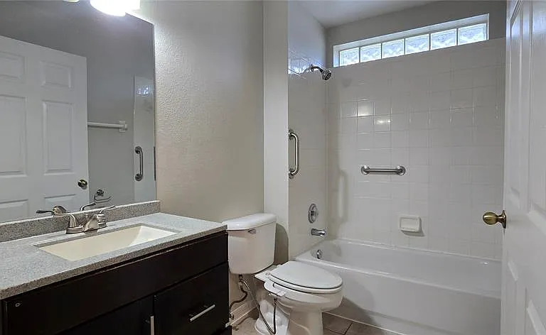 3412 Palm Beach Dr — Photo 13