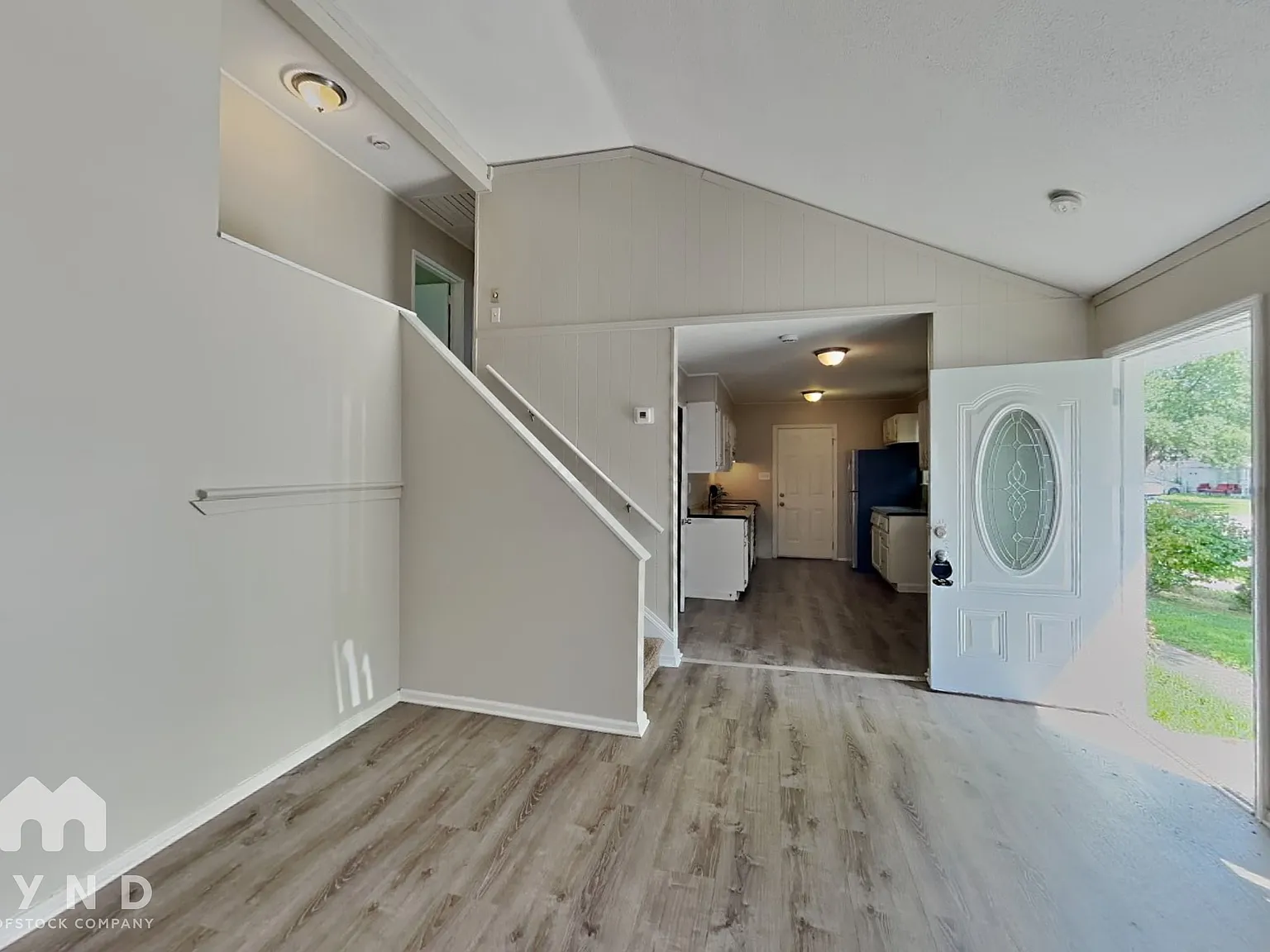 3 bed, 1.5 bath, 1858 sqft, $1,795 — Photo 4