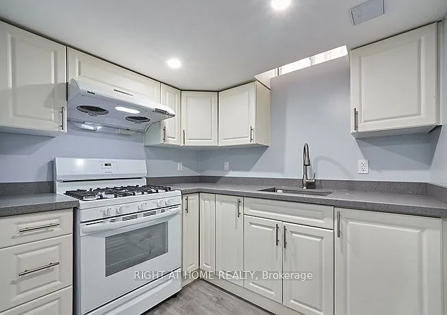 117 Hibbard Dr #BASEMENT — Photo 7