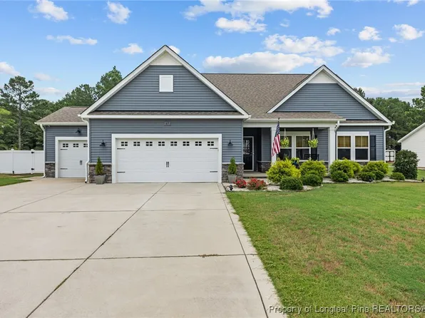 67 Creek Crossing Dr, Benson, NC 27504