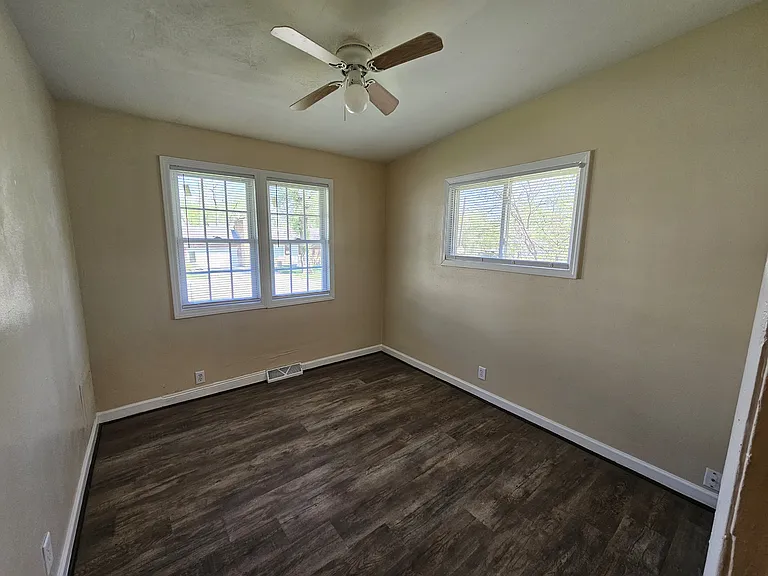 3147 Cleveland Ave — Photo 28