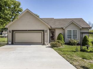 11327 N Walnut St, Kansas City, MO 64155