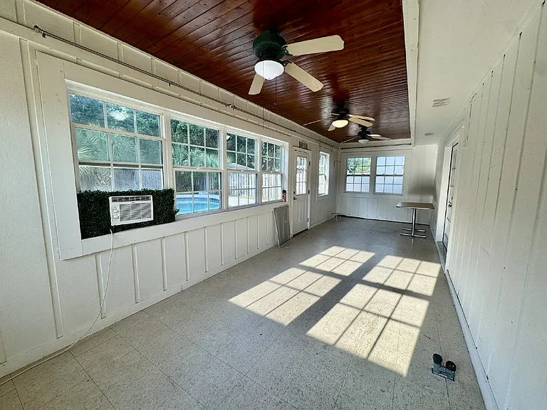 130 Derby Woods Dr — Photo 15