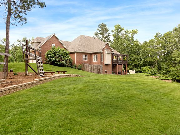 5th image of 230 Stillmeadow Cir