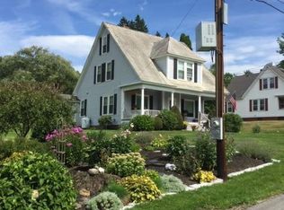 32 Prospect St, Wilton, ME 04294