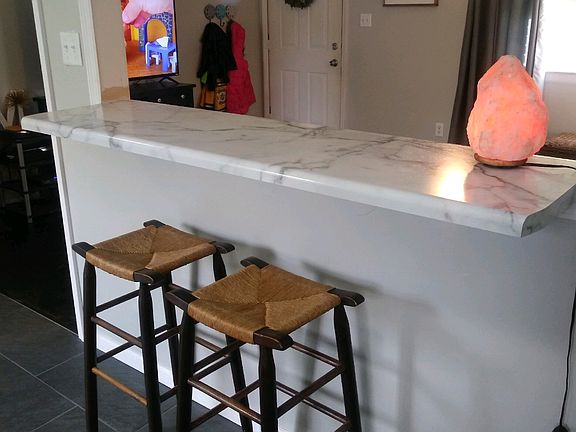 2nd image of 6017 Meadow Ave