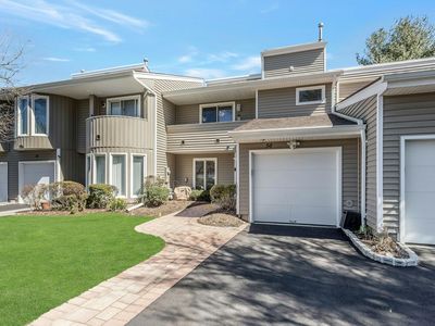 56 Kristin Lane, Hauppauge, NY, 11788