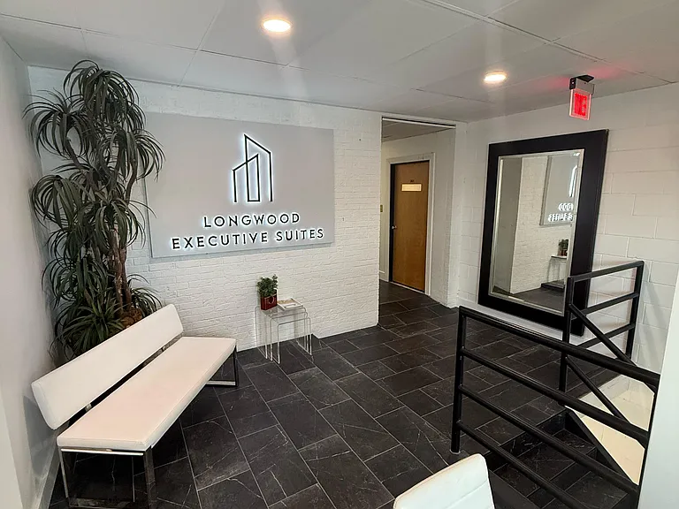 160 W Evergreen Ave #101-202-215 — Photo 9