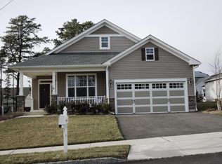 37 Chatham Rd, Little Egg Harbor, NJ 08087