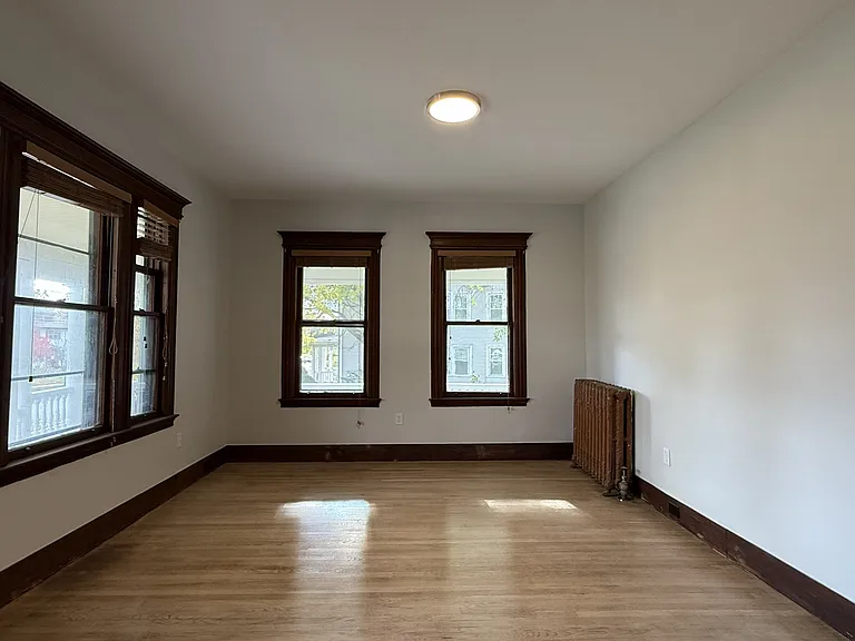 249 Fairfield Ave #1 — Photo 2