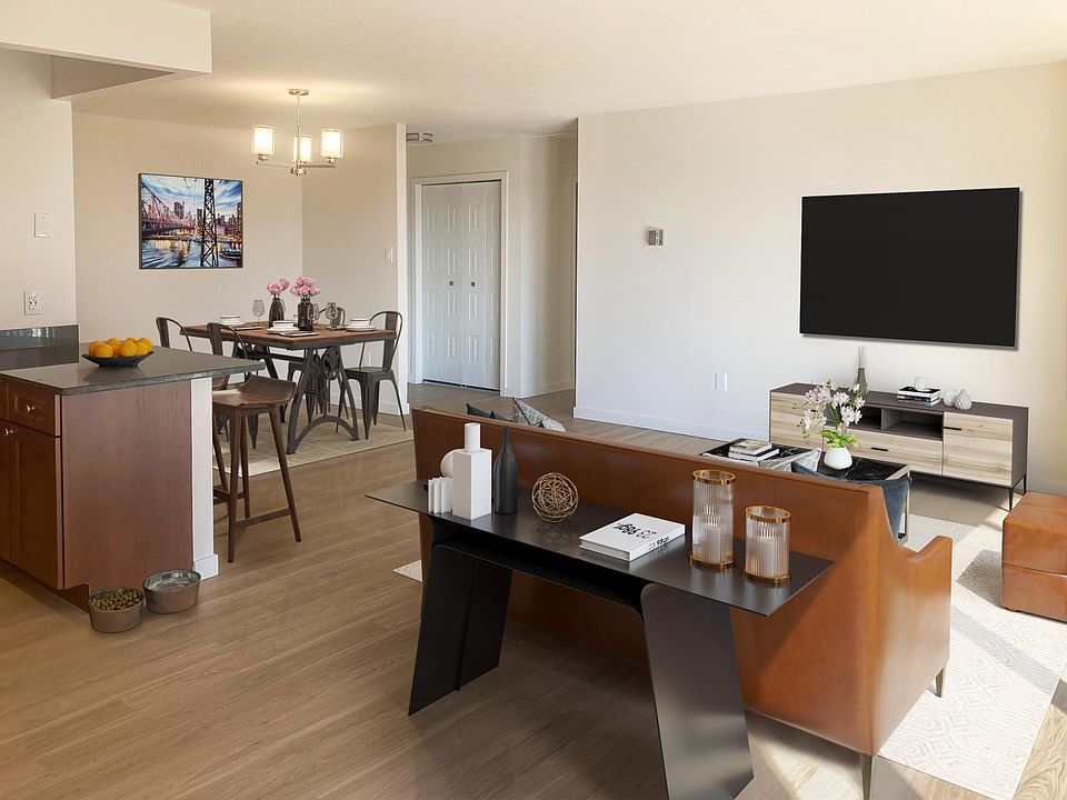 ONE BEDROOM APARTMENT WITH BALCONY - THE EMERALD