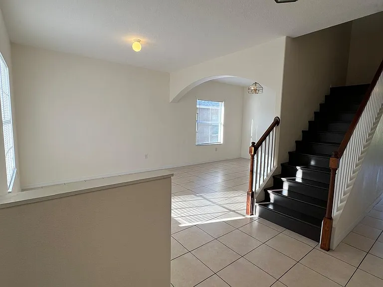 3986 Rollingsford Cir — Photo 7