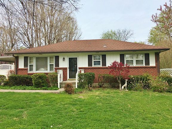 2nd image of 2834 Lakeland Dr
