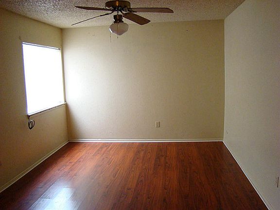 5th image of 12920 Greenway Chase Ct