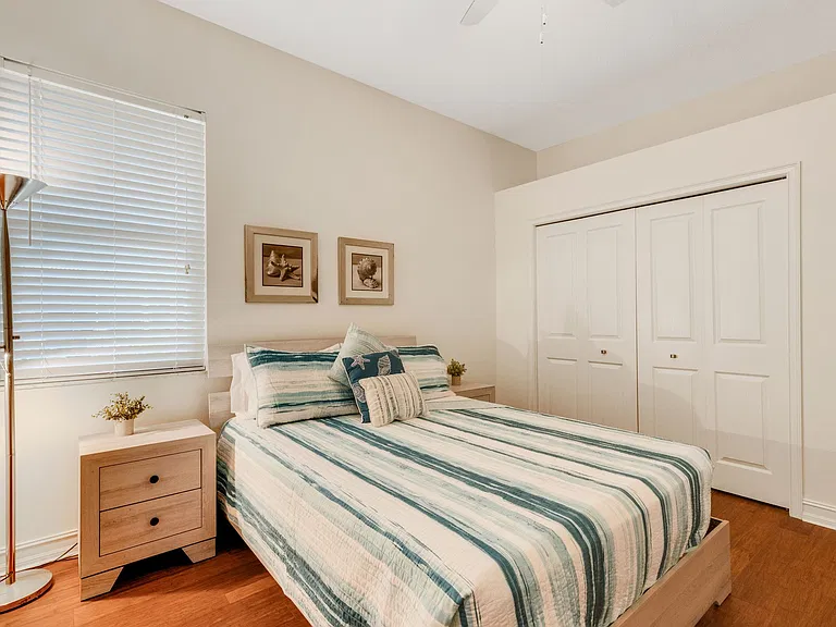 4801 Edgemont Ct — Photo 26