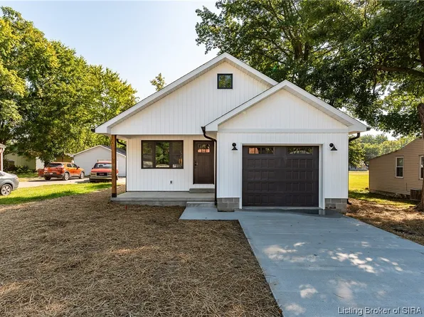 1139 Clay Street, Austin, IN 47102