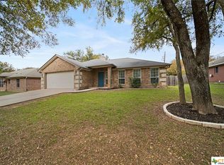 6 Buttercup Loop, Morgans Pt Resort, TX 76513