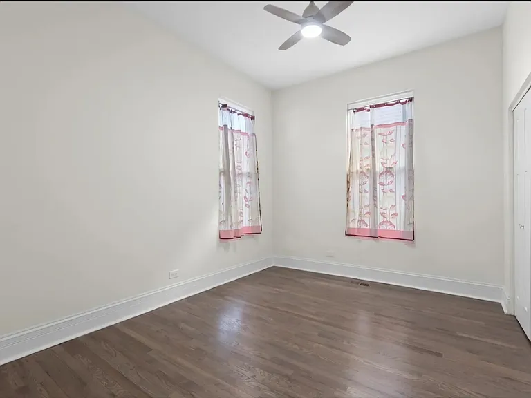 5849 S Princeton Ave #1 — Photo 8