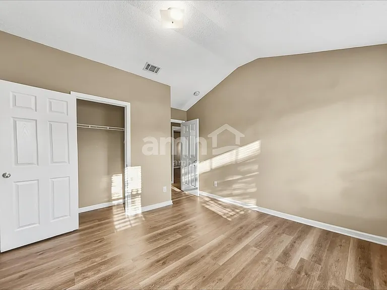 369 Hidden Creek Ln — Photo 17