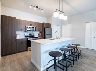 HUB13, Oak Creek, WI 53154