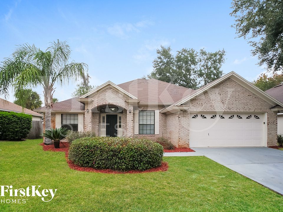 1st image of 561 Sparrow Branch Cir