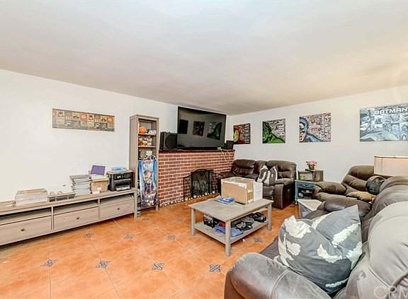 4th image of 4319 Los Serranos Blvd