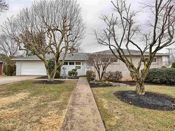 1270 Marion Dr, Lebanon, PA 17042