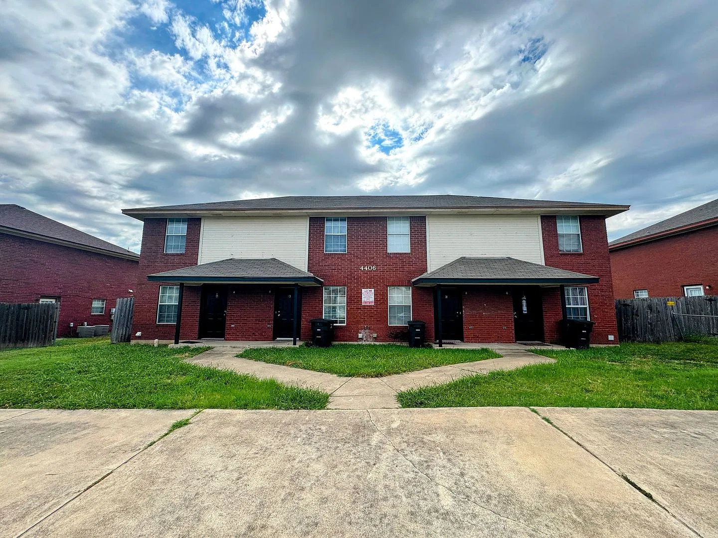 4406 Deek Drive — Photo 1