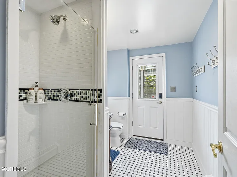93 Central Ave — Photo 35