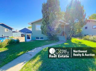 709 Knapp St, Wolf Point, MT 59201