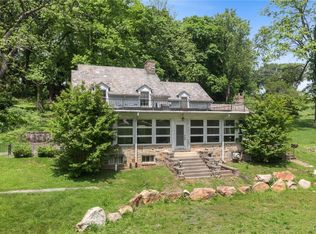 2545 Riverbend Rd, Allentown, PA 18103