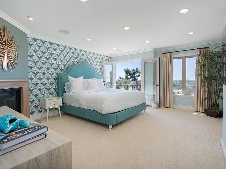 918 Monterey Blvd — Photo 14