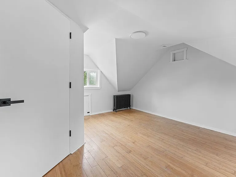 215 Erial Rd — Photo 11