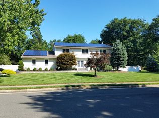 3 Liberty Rd, Marlboro, NJ 07746