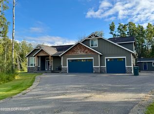 8312 N Glory Bluff Dr, Palmer, AK 99645