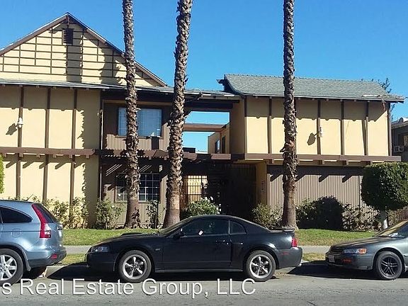 2nd image of 8734 Cedros Ave APT 6