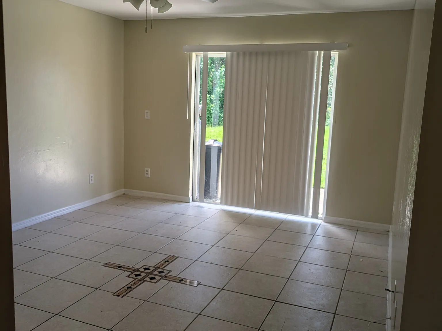 3 bed, 1083 sqft, $1,450 — Photo 4