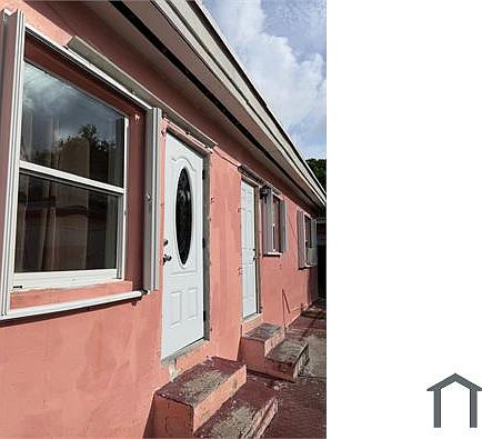 3rd image of 282 NW 34th St