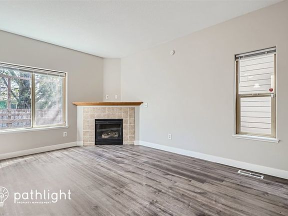 4th image of 13907 NE 64th Cir