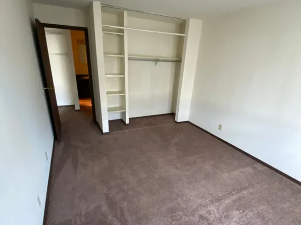 Village Apartments (St. Pt.)