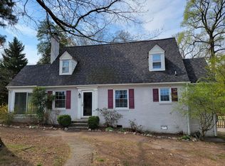 11732 Old Centralia Rd, Chester, VA 23831