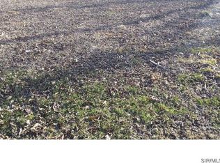 1226 S Cherry St, Centralia, IL
