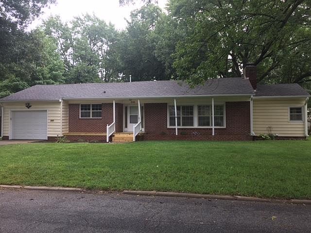 1st image of 715 S Woodland St