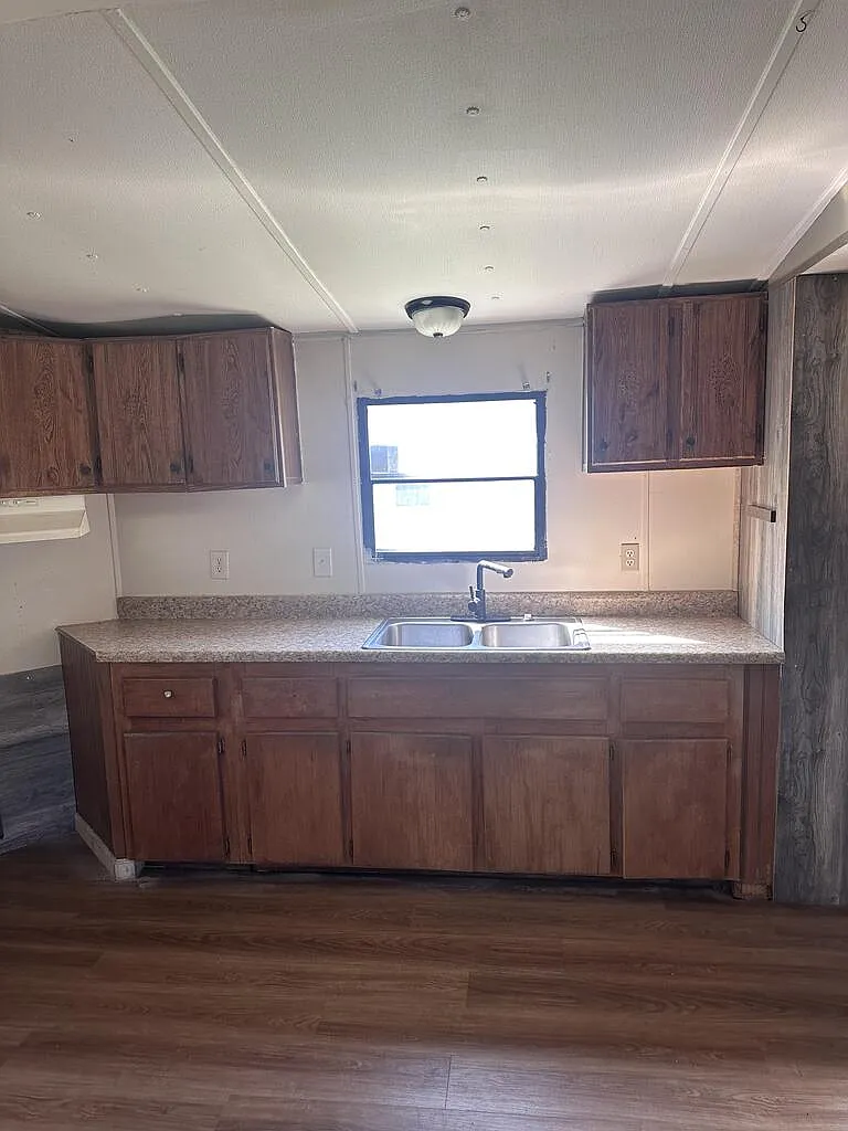 2 bed, 1088 sqft, $975 — Photo 3