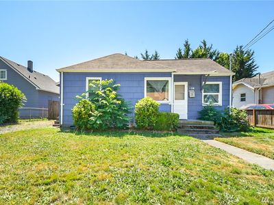 820 2nd Ave NE, Puyallup, WA, 98372