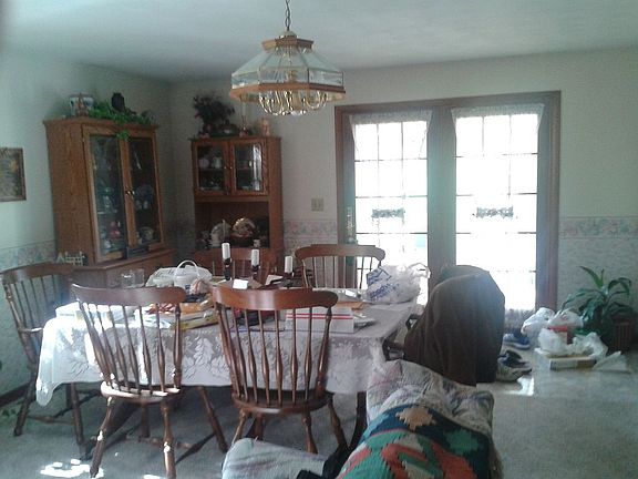 Dining room/family room