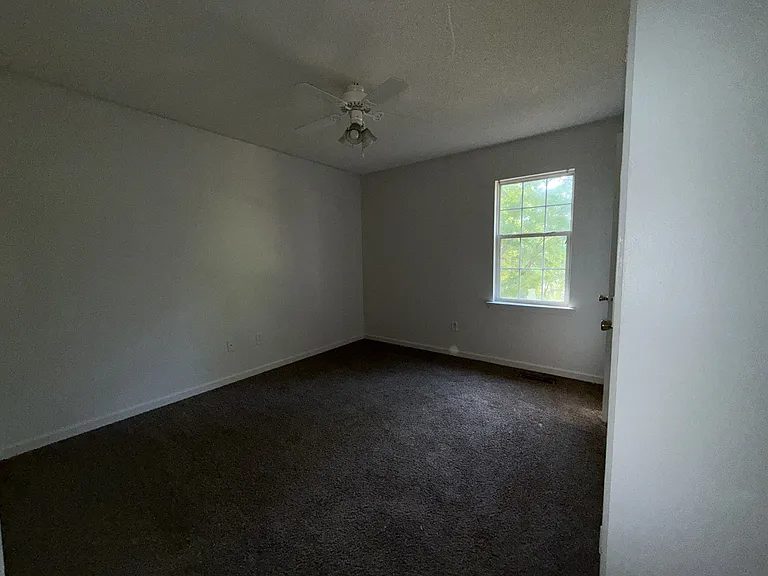161 Shamrock Ln #A — Photo 6